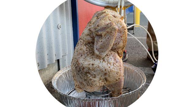 編組みセラミックヒーターでビア缶チキンやってみた! 編組みセラミックヒーターでビア缶チキンやってみた!
